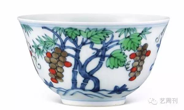 明成化斗彩碗拍卖记录,成化斗彩官碗欣赏