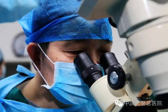 *警武**医院里的这群人他们的行为你想象不到！