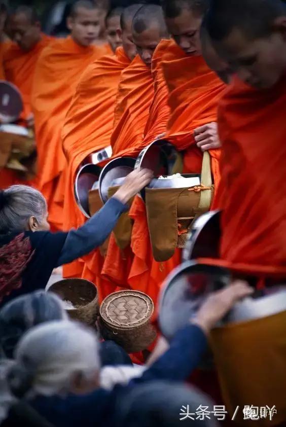 这10大东南亚“免签”仙境，月薪5K轻松走起，光看图已醉！