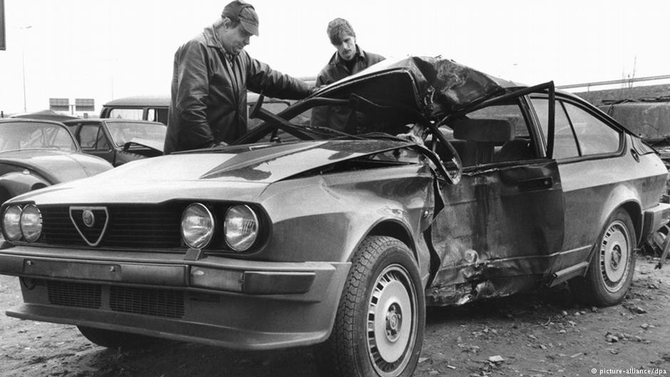 东德时期足球集锦大全,窃听风暴德国电影完整版