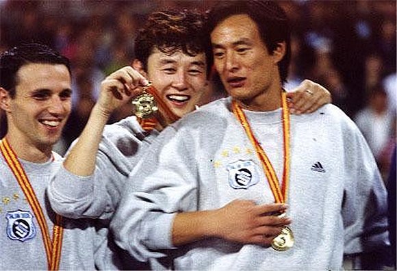 2004大连足球罢赛风波,大连足球降级的告别时刻