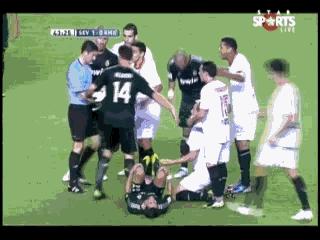 足坛“奥斯卡”，回顾足坛那些经典的假摔