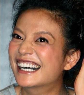 蔡少芬黄晓明主持金鸡奖,蔡少芬黄晓明