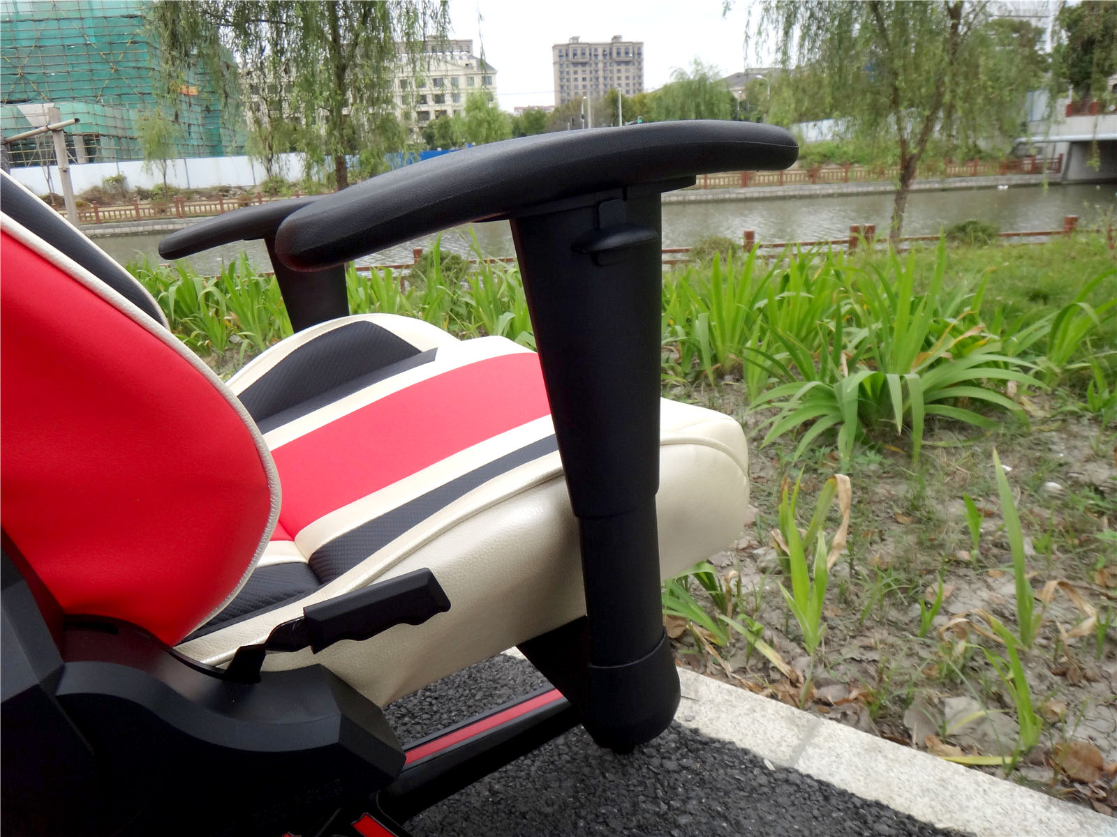 游戏生活两不误的手机推荐,迪锐克斯dxracer电竞椅无锡