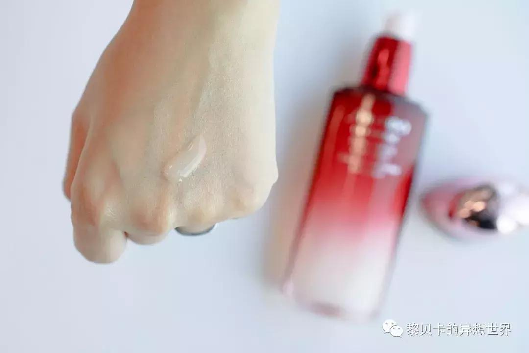 出油毛孔大补什么,出油推荐护肤品