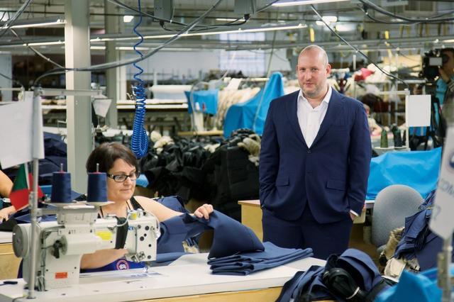 加拿大鹅是什么品牌衣服,加拿大鹅衣服为什么那么贵