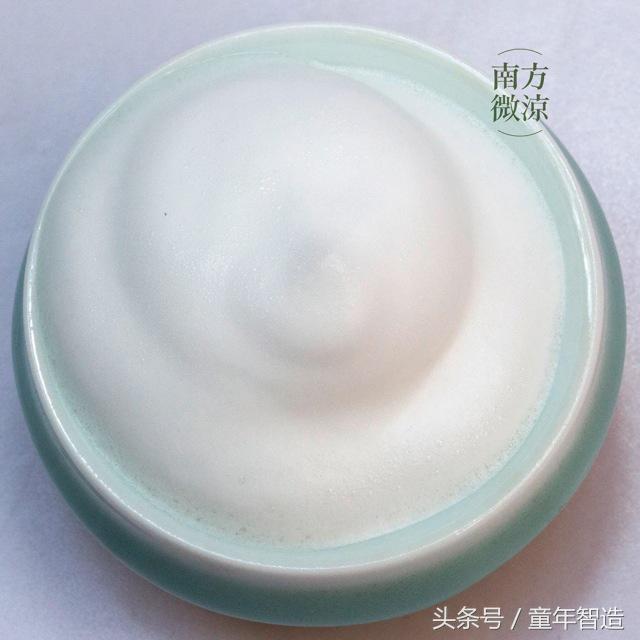精油补水洗面奶,温和保湿精油洁面乳