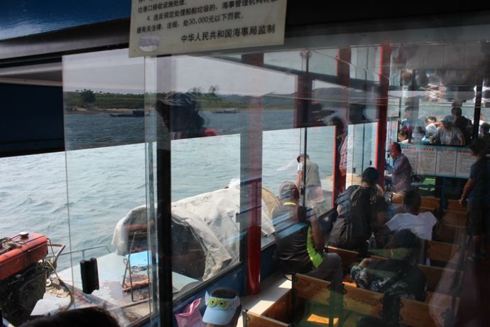 中朝边境美丽的风景,中朝边境桃花盛开的地方