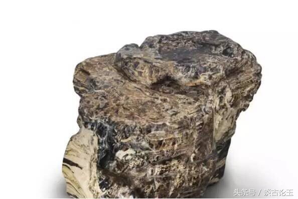 上亿年的琥珀值多少钱,三个价值上亿的琥珀