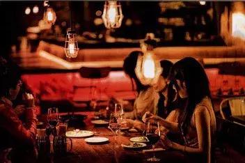 跟年轻朋友一起下午茶的心情,惬意下午茶时光