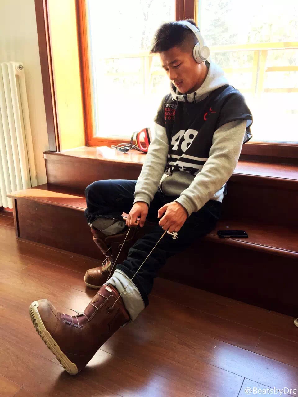 魔声魔音和beats哪个好,魔音耳机beats故事