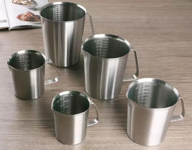 家庭烘焙必备工具推荐,适合新手的厨房神器