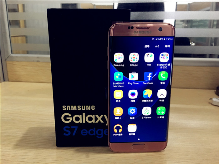 三星s7edge银色颜值怎么样 (三星s7 edge)