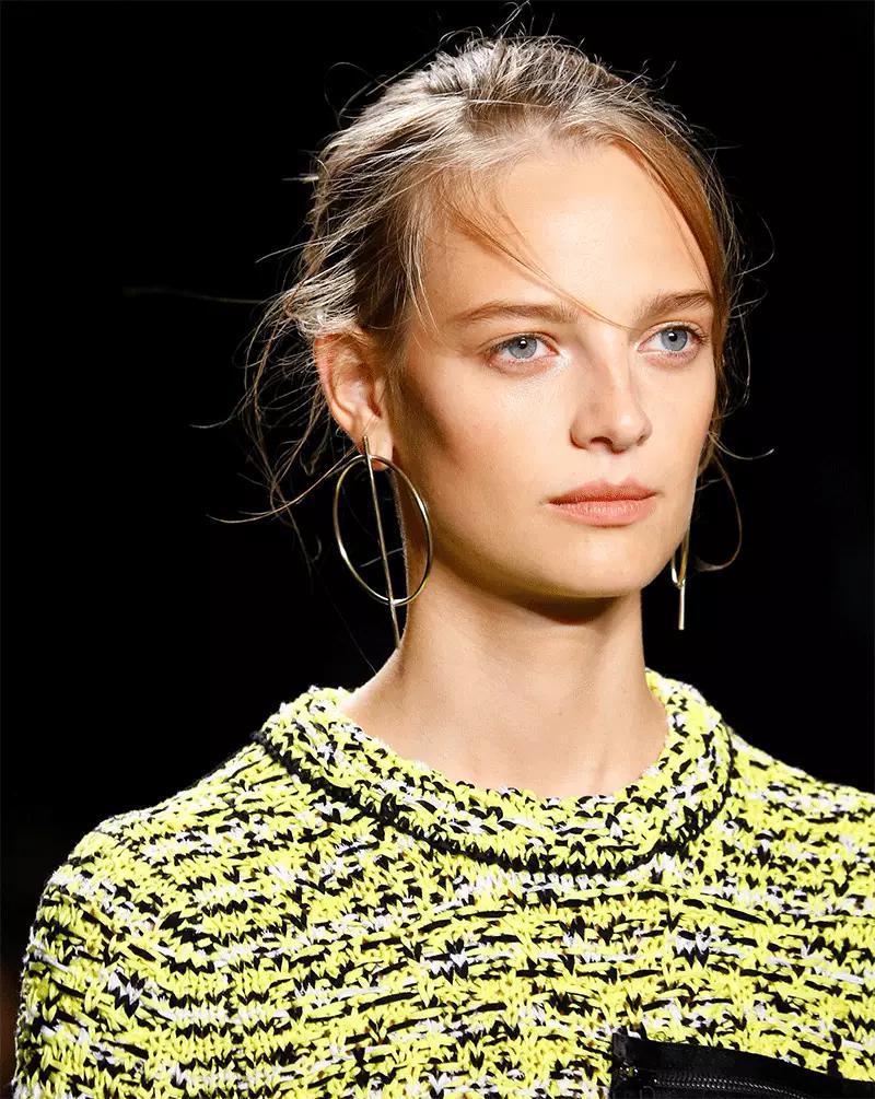 戴什么饰品好看又洋气,怎样戴饰品才显得有气质