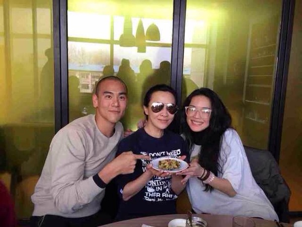 专访4号厨房：舒淇范儿的神秘餐厅，竟是家十年老店