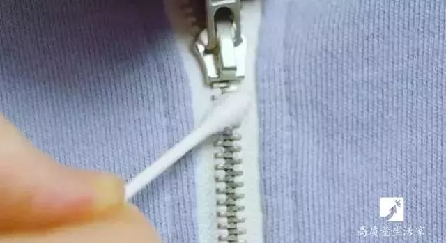 皮革鞋前面的褶皱挤脚,新鞋挤脚的处理方法