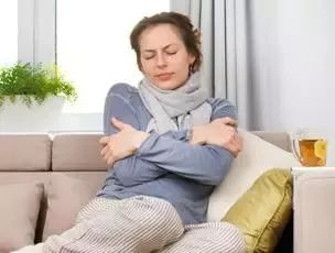 冬天脚冰凉可以穿袜子睡觉吗,女人冬天睡觉脚冰凉是什么原因