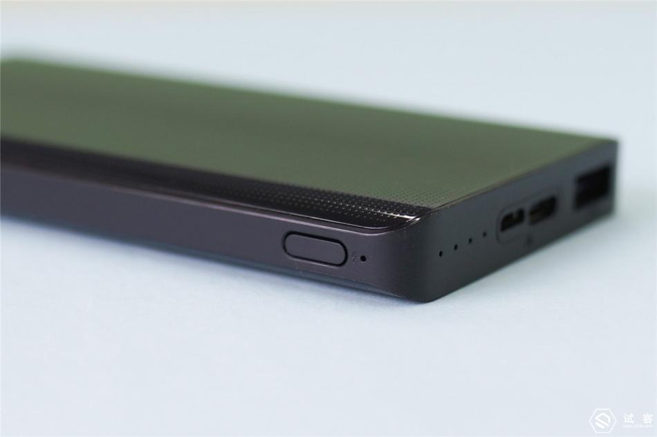 zmi紫米qb810充电宝怎么样,紫米qb810价格