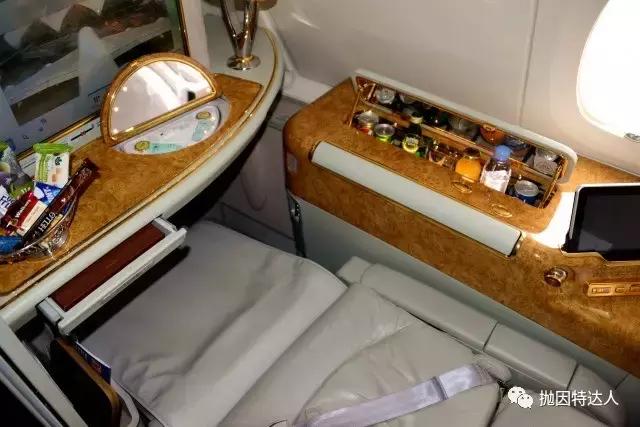 阿联酋航空777头等舱乘坐体验,带你们看一下阿联酋航空头等舱