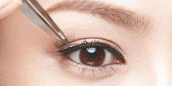 变大眼睛的自然方法,眼睛变大方法男生