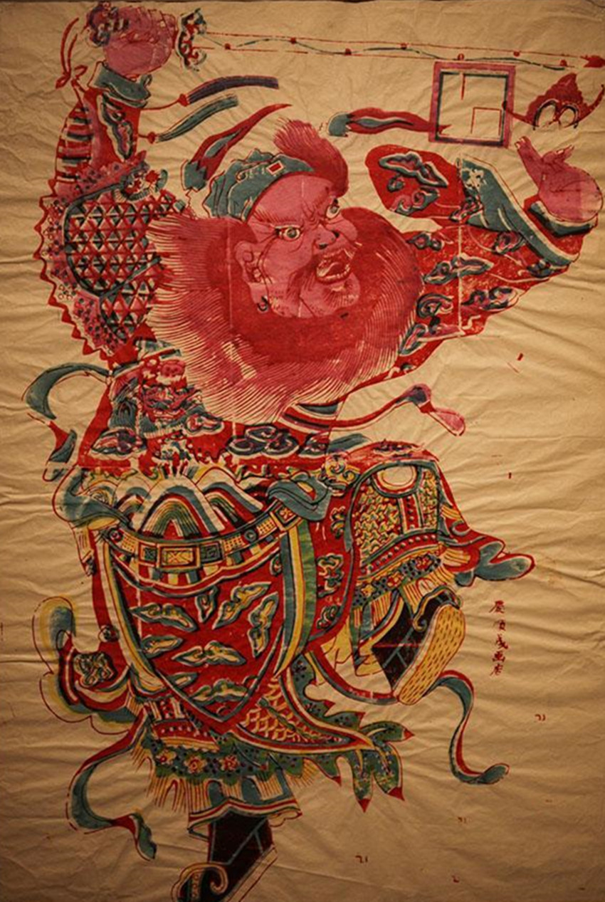 这个人奇丑无比，但在民间却威望极高，都说：将其放在门口能辟邪