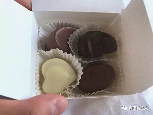 阿联酋航空777头等舱乘坐体验,带你们看一下阿联酋航空头等舱