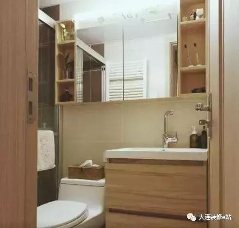 大连装修-N款流行镜柜：镜柜是个好东西，是镜子也可收纳