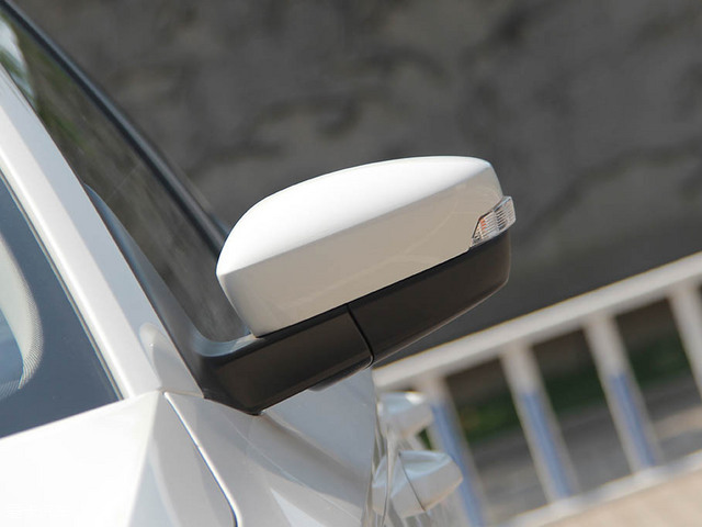 斯柯达晶锐和飞度哪个好,晶锐和polo飞度哪个好