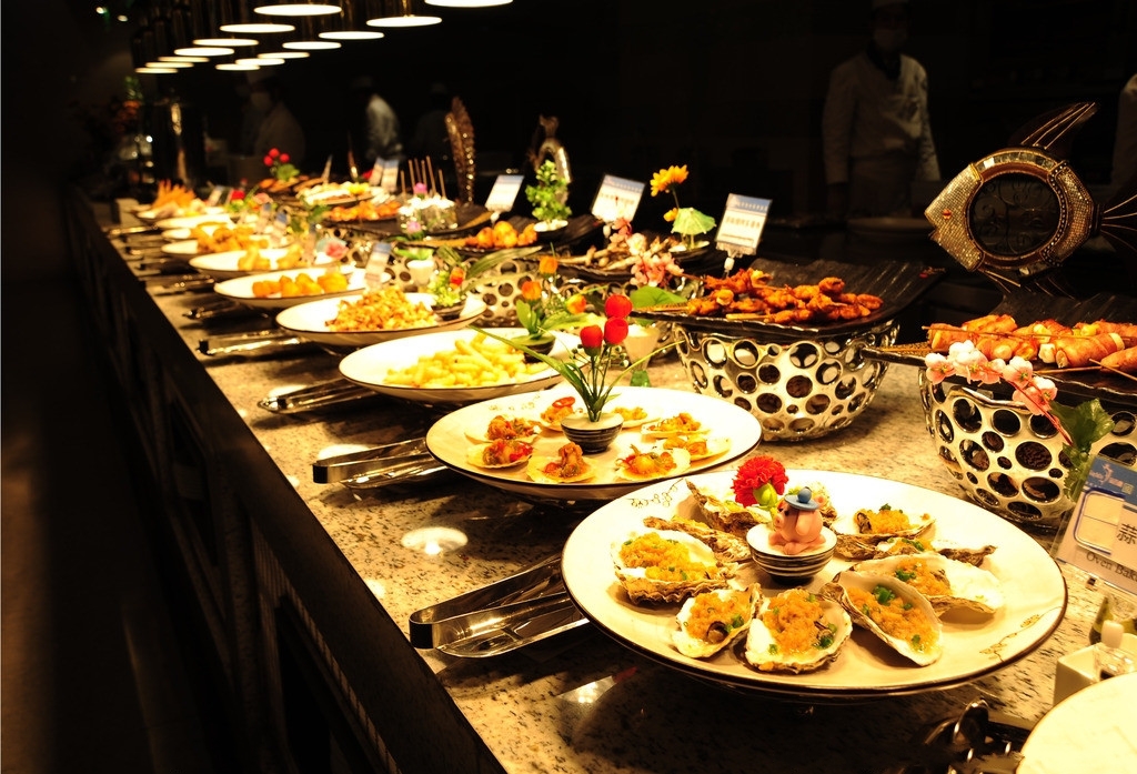 只吃两餐不吃肉,只吃2顿饭其余什么都不吃