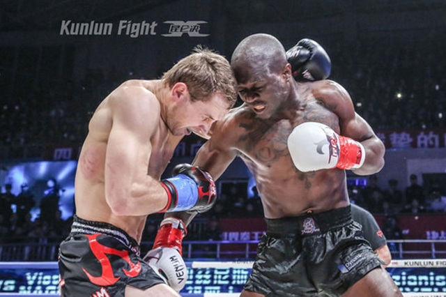 昆仑决经典二番战:王伟豪踢碎护裆,死神复仇魔头