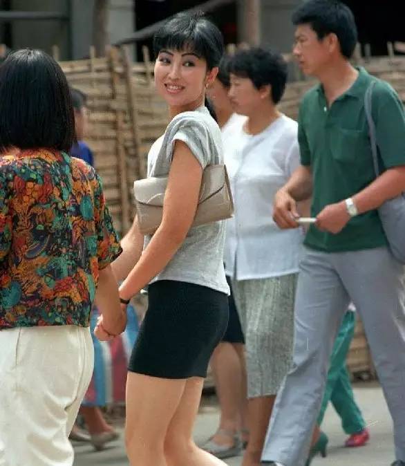 余文乐算毛线！我们的爸妈才是当年的“潮人”！