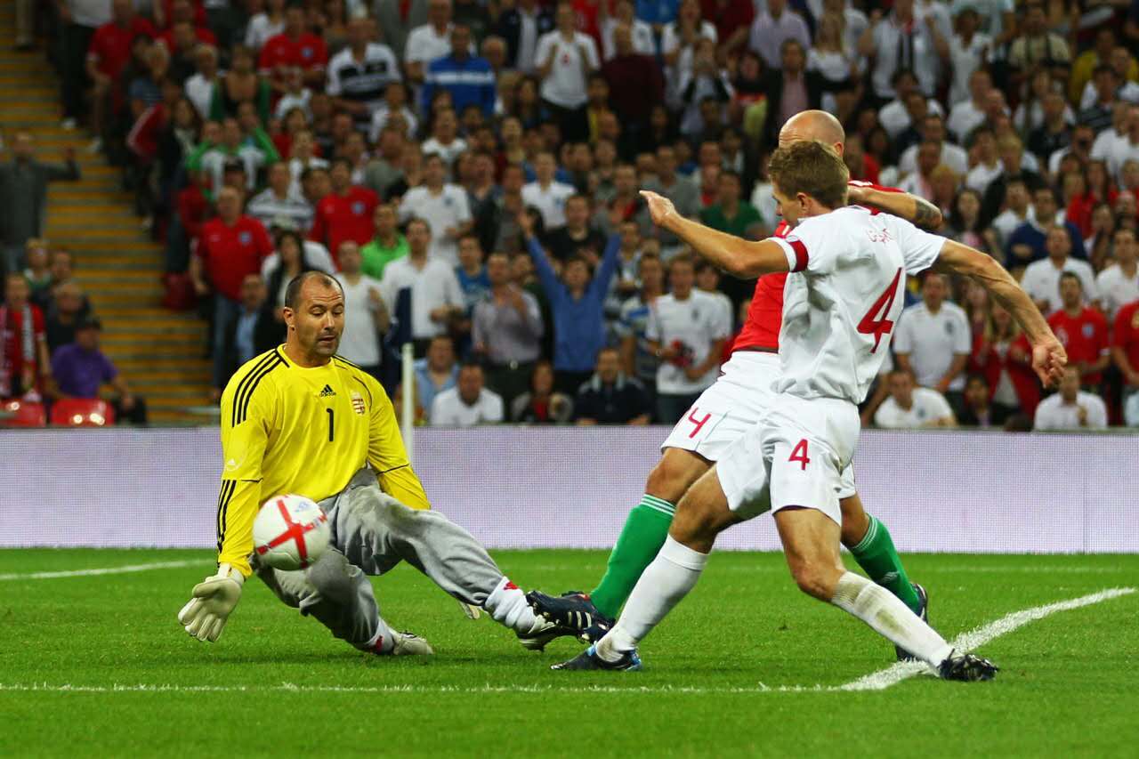 总理豪掷50亿,兴建球场,投资青训,复制德国模式,兵发欧洲杯