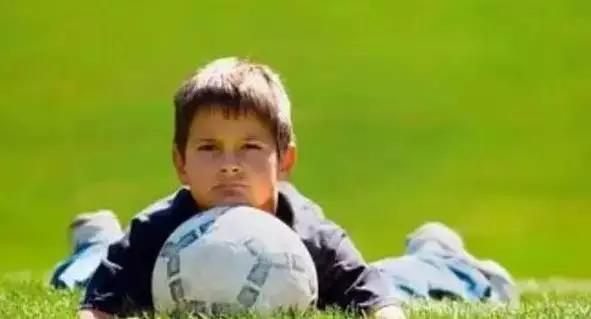 有你没有看过的足坛萌照（六一快乐）