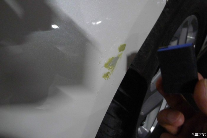 车辆小划伤4s店怎么补漆,汽车划伤补漆视频教程