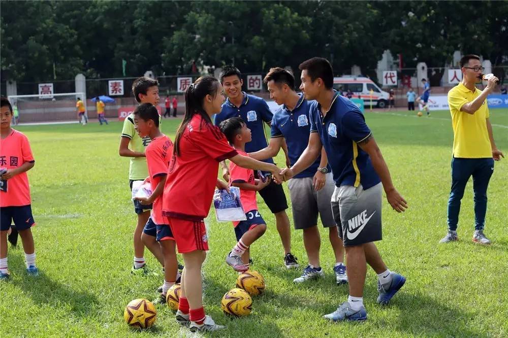 富力杯总决赛圆满落幕｜全国最大校园联赛，孕育下一个广州本土球