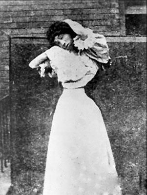 学生宿舍被盗，李叔同提议夏丏尊张贴布告，三日内无人自首则自杀