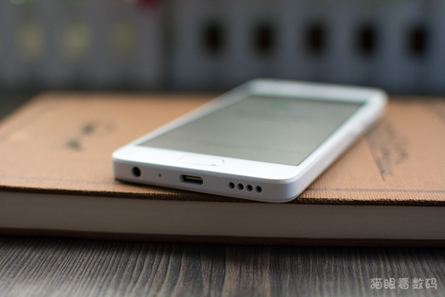 联想zukz2值不值得入手,联想zukz2屏幕多少寸