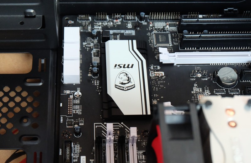 小机箱能装大主板,迷你小机箱装机推荐