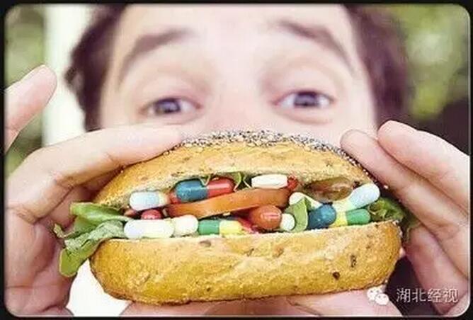 武汉婆婆吃完海外代购药“眼前一黑”，险成植物人，原因是这个