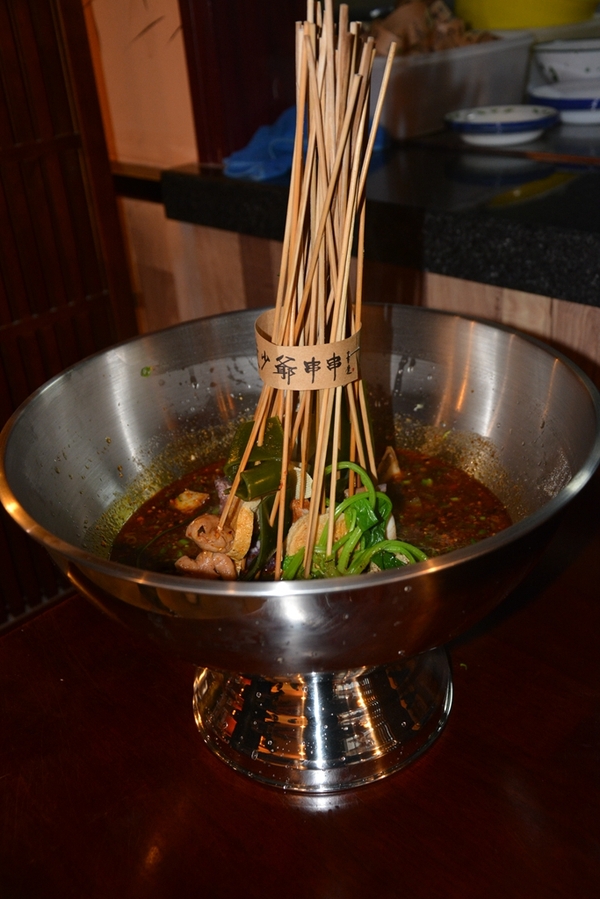 来“童少爷”又见成都名小吃体验最成都的味道