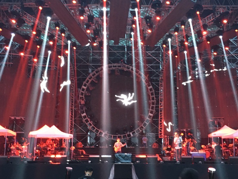 李健才是优质偶像,李健总是装作很有文化的样子