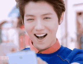 男生低调色系,男生一般适合什么色系