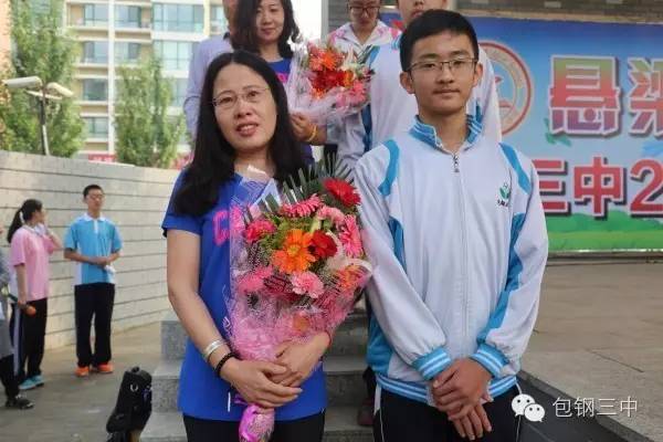 毕业不哭六年级,毕业不哭配乐朗诵