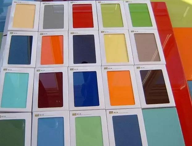 橱柜门板怎么选好打理,橱柜门板哪里买好一点