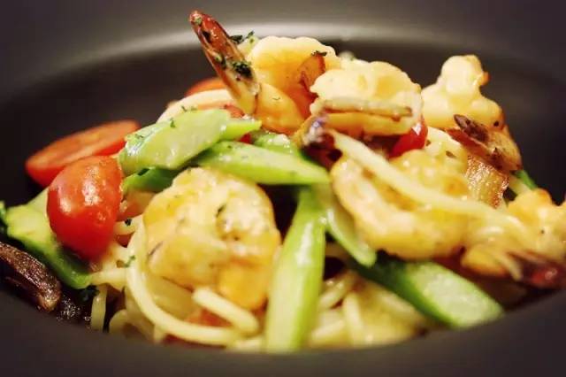 MixcTime丨如何花不到四十软妹币，在一家腔调西餐吃到