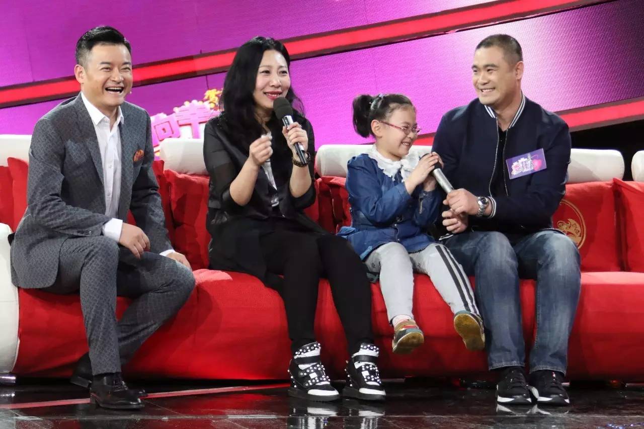 白血病抗争8年女孩,16岁少女抗争白血病2次复发