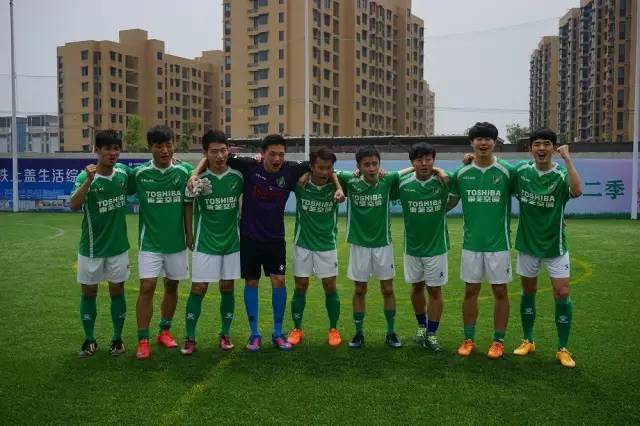 决赛加闭幕式！本周六，跟着踢球去一起到杨柳郡去嗨！