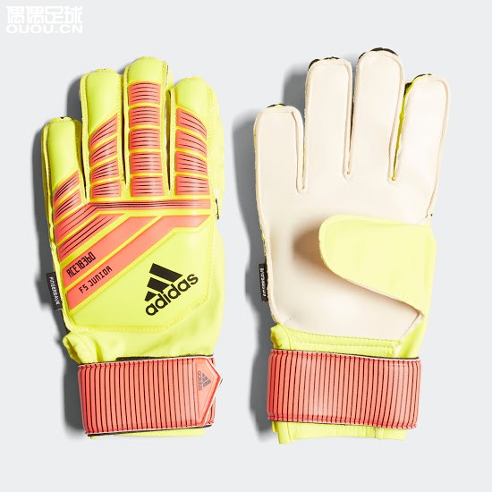 阿迪达斯predatoredge世界杯配色,足球鞋阿迪达斯predator谁穿