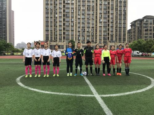 铿锵玫瑰绿茵竞技金安女足斩获冠军