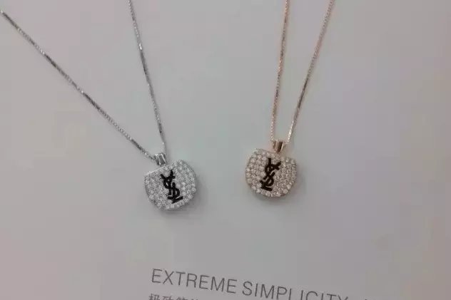 仙美缘水晶项链搭配技巧